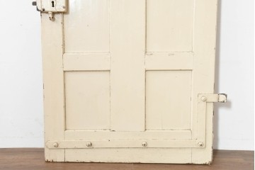 北欧アンティーク建具　クラシカルな意匠が魅力の木製ドア1枚　(R-088482)