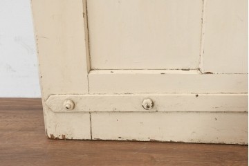 北欧アンティーク建具　クラシカルな意匠が魅力の木製ドア1枚　(R-088482)