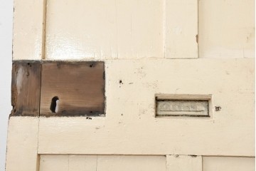 イギリスアンティーク建具　1930年頃　鮮やかな赤色が目を引くペイントドア1枚　(R-088483)