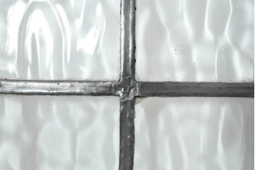 アンティーク建具　フランス　オーク材　水面のようなステンドグラスが印象的な両開きドア2枚(1対)セット　(R-088487)