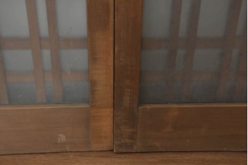 ヴィンテージ建具　昭和中期　幅狭　端正な縦格子のガラス入り玄関戸2枚セット　(R-088490)
