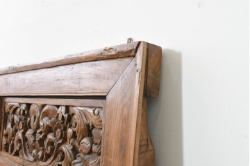 アジアンアンティーク建具　透かし彫りが華やかな枠付き窓1枚　(R-088498)
