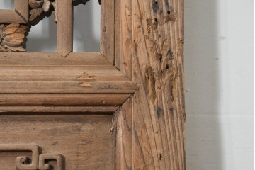 アジアンアンティーク　中国　装飾品として楽しめる彫刻入り格子扉　(R-088501)