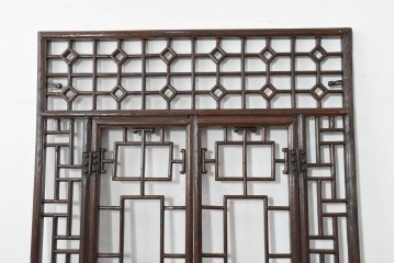アジアンヴィンテージ　中国　アンティーク調　中国建具らしい端正な枠付き両開きドア　(R-088502)