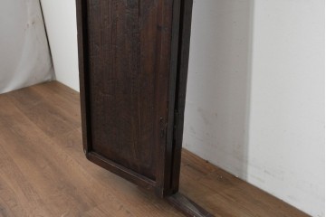 アジアンヴィンテージ　中国　アンティーク調　中国建具らしい端正な枠付き両開きドア　(R-088502)