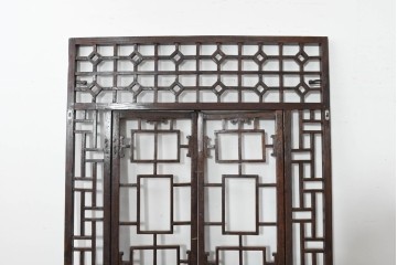 アジアンヴィンテージ　中国　アンティーク調　中国建具らしい端正な枠付き両開きドア　(R-088502)