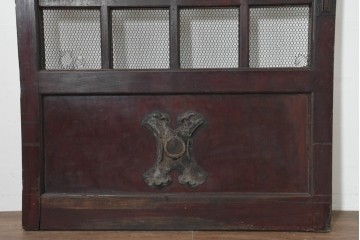 アンティーク建具　明治から大正期　上手物!!　総欅(ケヤキ)材　重厚な金具が目を引くきつね格子蔵戸1枚　(R-088508)