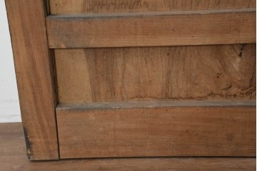 アンティーク建具　明治から大正期　上手物!!　総欅(ケヤキ)材　重厚な金具が目を引くきつね格子蔵戸1枚　(R-088508)