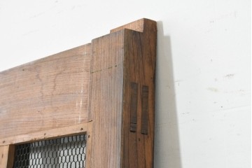 アンティーク建具　明治から大正期　上手物!!　総欅(ケヤキ)材　重厚な金具が目を引くきつね格子蔵戸1枚　(R-088508)
