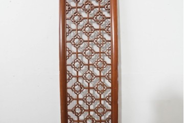 中古　中国　オリエンタルデザイン　花格子の透かし彫りが可愛らしい彫刻パネル　(R-088518)