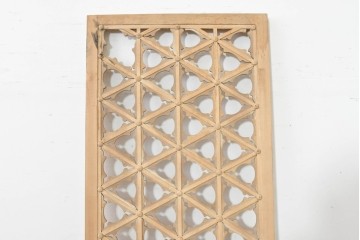 アジアンヴィンテージ建具　1970年から1980年頃　幾何学文様の透かしデザインが印象的なパネル1枚　(R-088519)