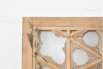 アジアンヴィンテージ建具　1970年から1980年頃　幾何学文様の透かしデザインが印象的なパネル1枚　(R-088519)