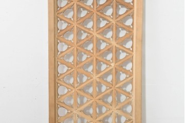 アジアンヴィンテージ建具　1970年から1980年頃　幾何学文様の透かしデザインが印象的なパネル1枚　(R-088519)