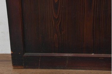 アンティーク建具　明治から大正期　深みのある飴色と際立つ力強い木目が美しい板戸1枚　(R-088522)