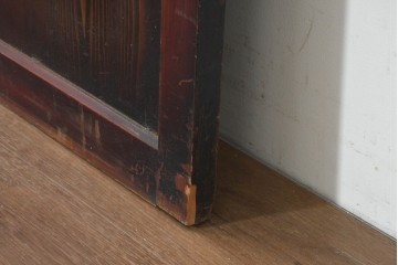 アンティーク建具　明治から大正期　深みのある飴色と際立つ力強い木目が美しい板戸1枚　(R-088522)