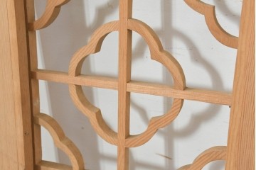 中国ヴィンテージ建具　伝統的な格子意匠が美しい格子窓2枚セット　(R-088525)