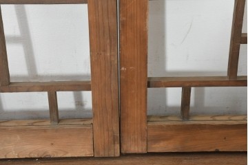 アジアンアンティーク建具　1930年頃　個性的な幾何学模様を楽しめる窓2枚セット　(R-088526)