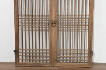 中国アンティーク建具　1900年頃　李朝建具　均整の取れた格子意匠が魅力の窓2枚(1対)セット　(R-088527)