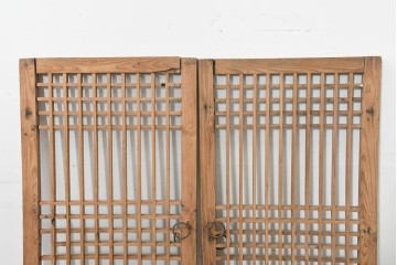中国アンティーク建具　1900年頃　李朝風建具　均整の取れた格子意匠が魅力の窓2枚(1対)セット　(R-088528)