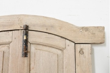 アジアンアンティーク建具　インド伝統×西洋建築の融合!　重厚な鋳造金網付き　大型の枠付き両開き窓1枚　(R-088530)