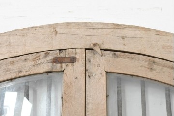 アジアンアンティーク建具　インド伝統×西洋建築の融合!　金属製縦格子付き　大型の枠付き両開き窓1枚　(R-088531)