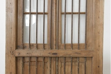 アジアンアンティーク建具　インド伝統×西洋建築の融合!　金属製縦格子付き　大型の枠付き両開き窓1枚　(R-088531)