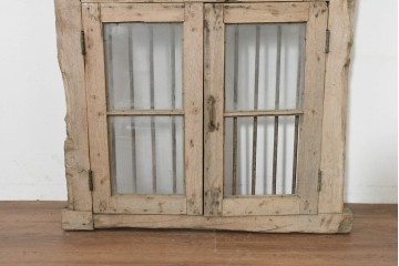 アジアンアンティーク建具　インド伝統×西洋建築の融合!　金属製縦格子付き　大型の枠付き両開き窓1枚　(R-088532)