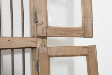 アジアンアンティーク建具　インド伝統×西洋建築の融合!　金属製縦格子付き　大型の枠付き両開き窓1枚　(R-088532)