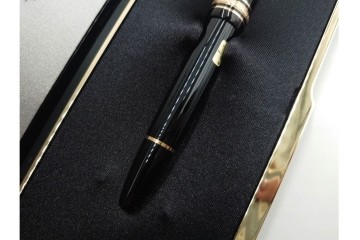 ドイツ　MONTBLANC(モンブラン)　マイスターシュテュック146　14K(14金)　艶やかなブラック軸が上品な万年筆　ケース付き　(R-088553)