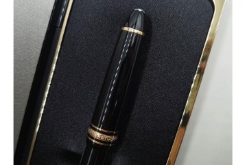 ドイツ　MONTBLANC(モンブラン)　マイスターシュテュック146　14K(14金)　艶やかなブラック軸が上品な万年筆　ケース付き　(R-088553)
