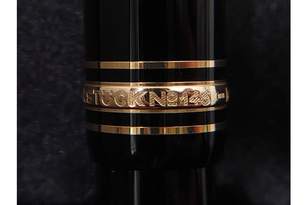 ドイツ　MONTBLANC(モンブラン)　マイスターシュテュック146　14K(14金)　艶やかなブラック軸が上品な万年筆　ケース付き　(R-088553)