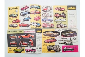 solido(ソリッド)・ダイヤペット・BRITAINS・siku・Dinky(ディンキー)・Corgi(コーギー)・MATCHBOX(マッチボックス)　レトロなミニカーなどのカタログまとめて28冊セット　(R-088554)