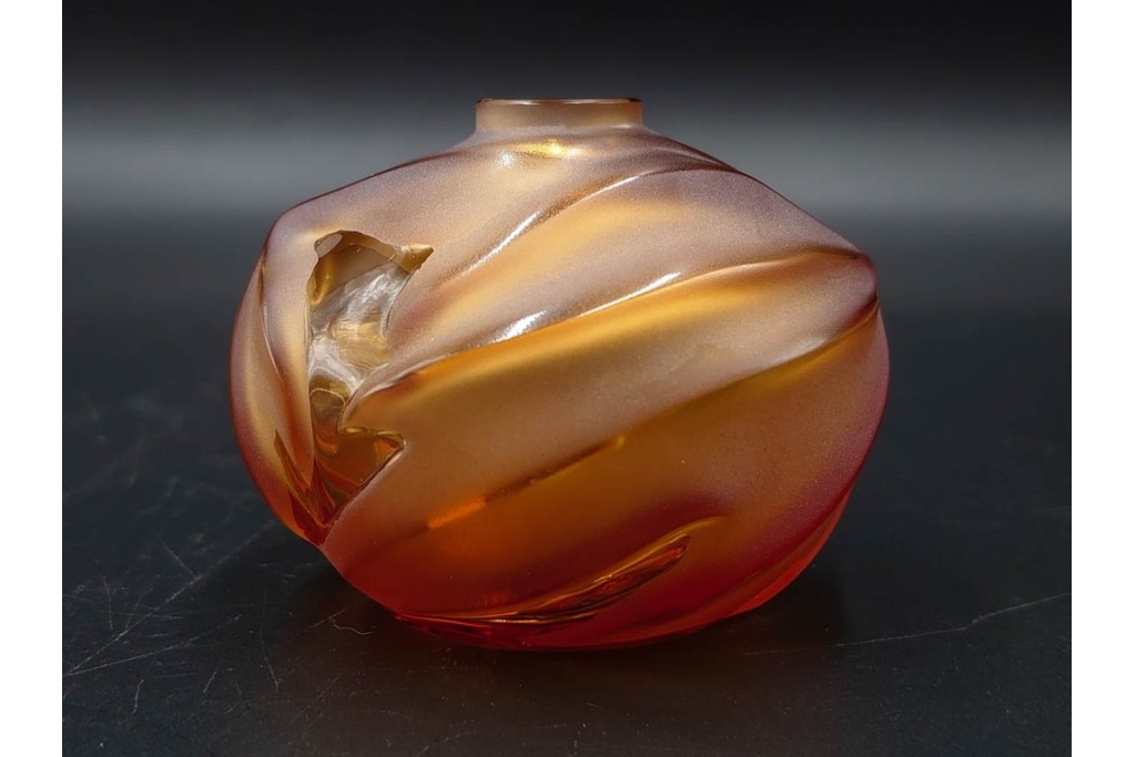フランス　LALIQUE(ラリック)　ROYAL PALM(ロイヤルパーム)　琥珀色の濃淡が美しい花瓶2点セット　(R-088561)