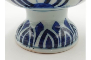 江戸期　古伊万里　染付　舞う鶴の絵付けが魅力の盃洗　(R-088564)