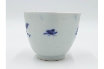江戸期　古伊万里　染付　水仙文・瓔珞文・草花文　それぞれ異なる意匠が魅力のそば猪口3点セット　(R-088567)