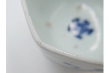 江戸期　古伊万里　染付　水仙文・瓔珞文・草花文　それぞれ異なる意匠が魅力のそば猪口3点セット　(R-088567)