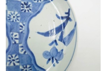江戸期　染付　直径約21cm(6.9寸)　石畳に菖蒲文を配した爽やかな中皿　(R-088569)