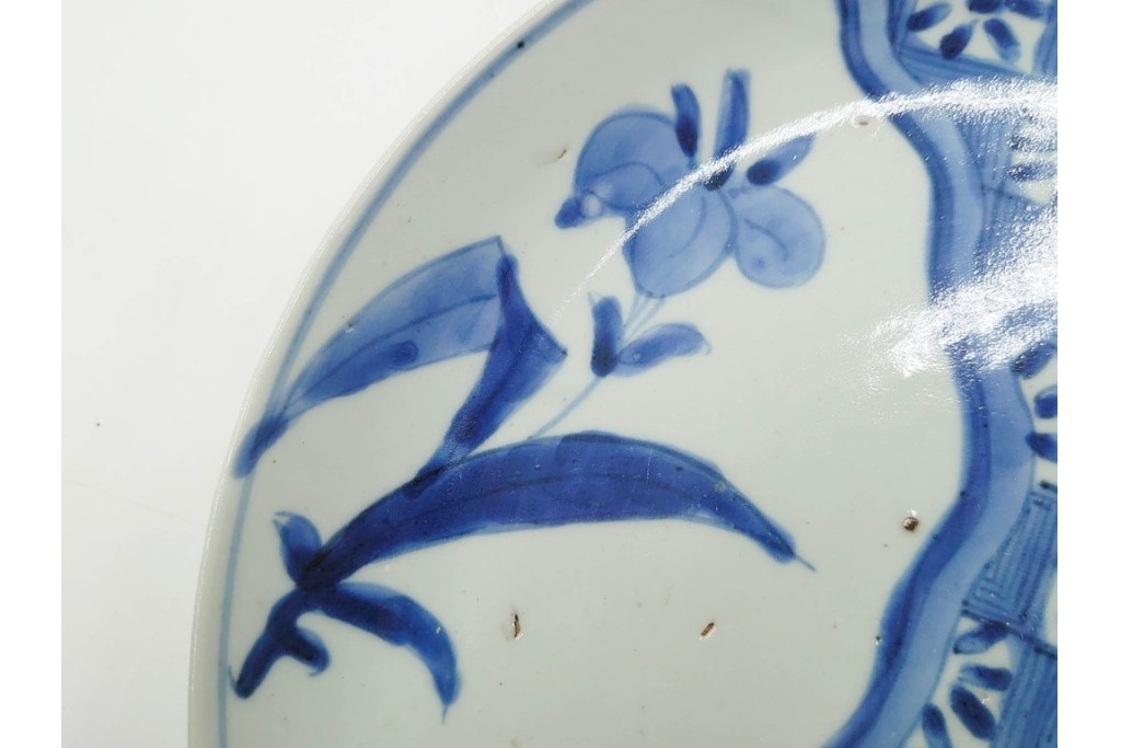 江戸期　染付　直径約21cm(6.9寸)　石畳に菖蒲文を配した爽やかな中皿　(R-088569)