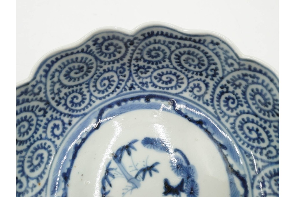 江戸期　成化年製　古伊万里　染付　直径約16cm(5.1寸)　輪花型　蛸唐草文と松竹梅文のなます皿5枚セット　(R-088571)