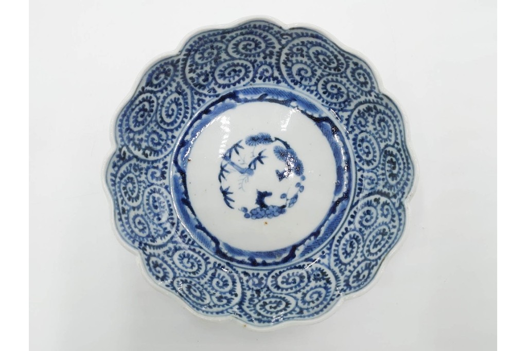 江戸期　成化年製　古伊万里　染付　直径約16cm(5.1寸)　輪花型　蛸唐草文と松竹梅文のなます皿5枚セット　(R-088571)