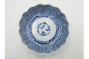 江戸期　成化年製　古伊万里　染付　直径約16cm(5.1寸)　輪花型　蛸唐草文と松竹梅文のなます皿5枚セット　(R-088571)