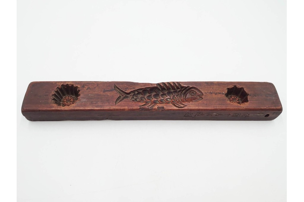 李朝　木製　花や魚などの意匠が彫り込まれた餅型・菓子型6点セット　(R-088575)