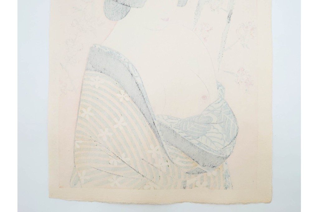真作　昭和56年3月作　神保朋世　「あたたか」　可憐な梅花と女性を描いた木版画　(R-088582)