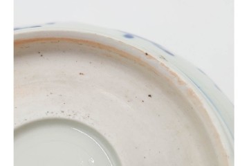 江戸期　古伊万里　染付　直径約15cm(5寸)　線描の花唐草文が美しいなます皿2枚セット　(R-088584)