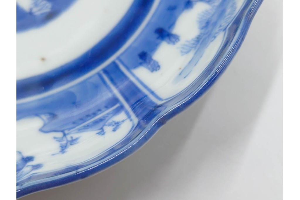 江戸期　古伊万里　染付・芙蓉手　直径約17cm(5.6寸)　上品な輪花型の中皿5枚セット　(R-088589)