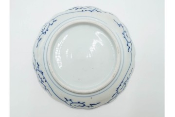 江戸期　古伊万里　染付・芙蓉手　直径約17cm(5.6寸)　上品な輪花型の中皿5枚セット　(R-088589)