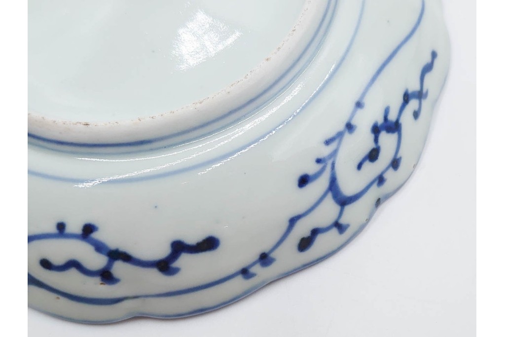 江戸期　古伊万里　染付・芙蓉手　直径約17cm(5.6寸)　上品な輪花型の中皿5枚セット　(R-088590)