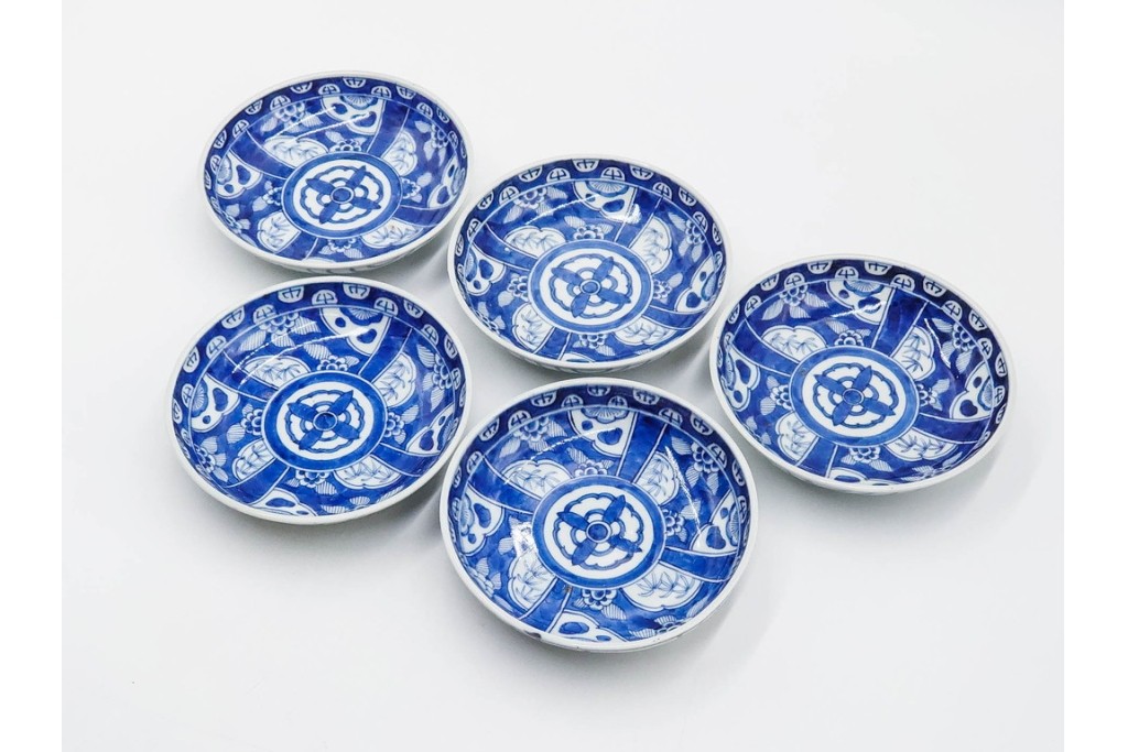 江戸期　古伊万里　染付　直径約16cm(5.2寸)　端正な絵付けが魅力の中皿5枚セット　(R-088591)