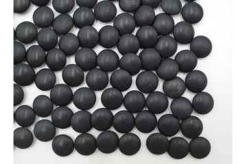 本蛤・那智黒の碁石と黒檀の碁笥セット　外箱付き　(R-088594)
