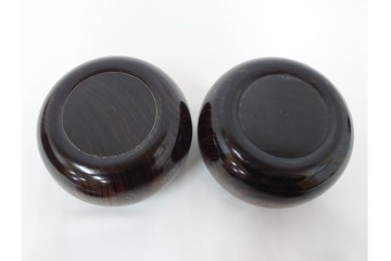 本蛤・那智黒の碁石と黒檀の碁笥セット　外箱付き　(R-088594)